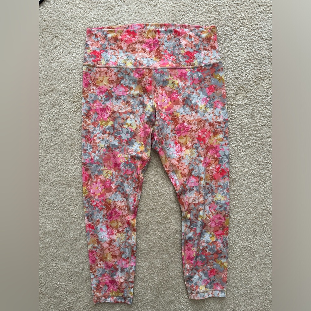 GUC lululemon pink floral leggings size 14